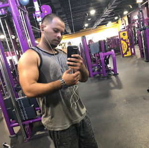 Meet your Posher, Felipe